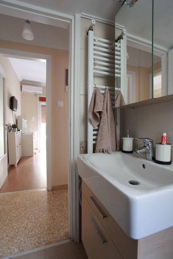 A Skip Away From The Acropolis Museum - 1 Bdrm Apartment Athen Exterior foto